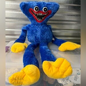 Large Blue Huggy Wuggy Monster Smiley Teeth Scary